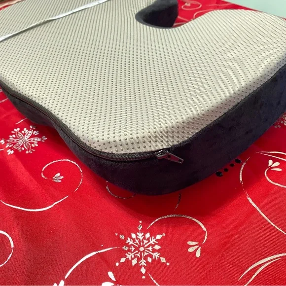 Coccyx Lumbar and Seat Cushion Set - Picture 10 of 12